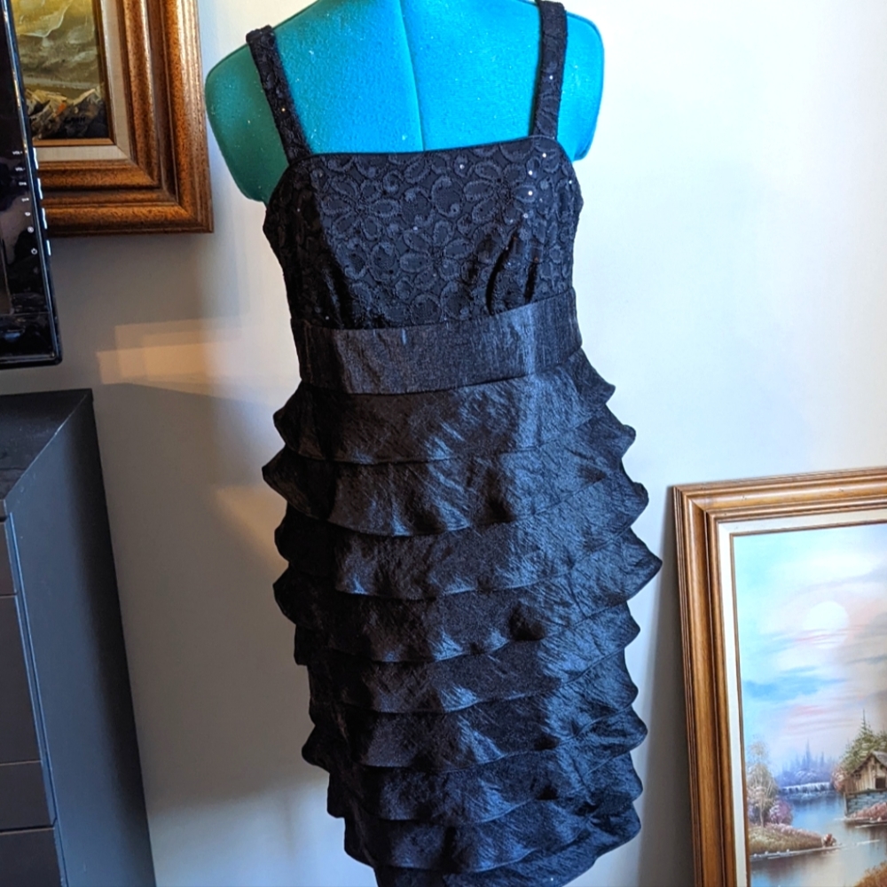 R&M Richards Black Ruffle Cocktail Dress - 8P